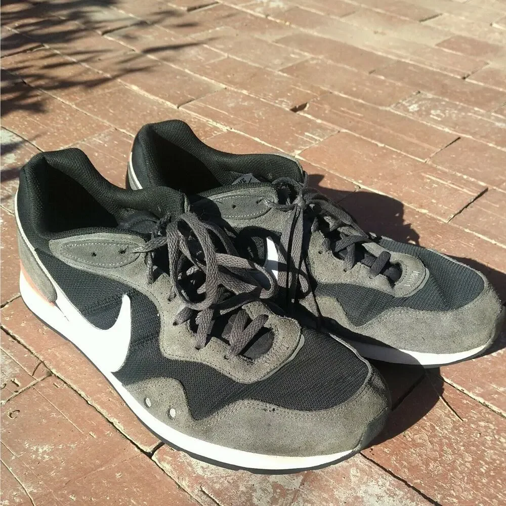 Nike Venture Runner Iron Gray/Crimson Men's Size 15 CK2944-004